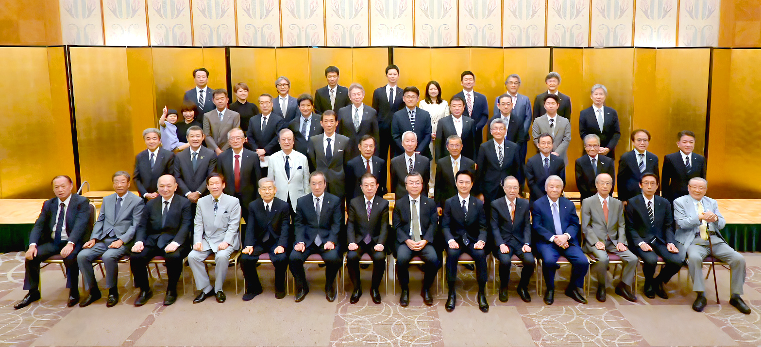 東大阪ロータリークラブ 集合写真
